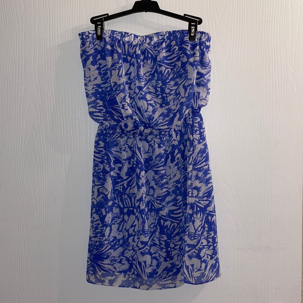 Express strapless dress, fits true to size